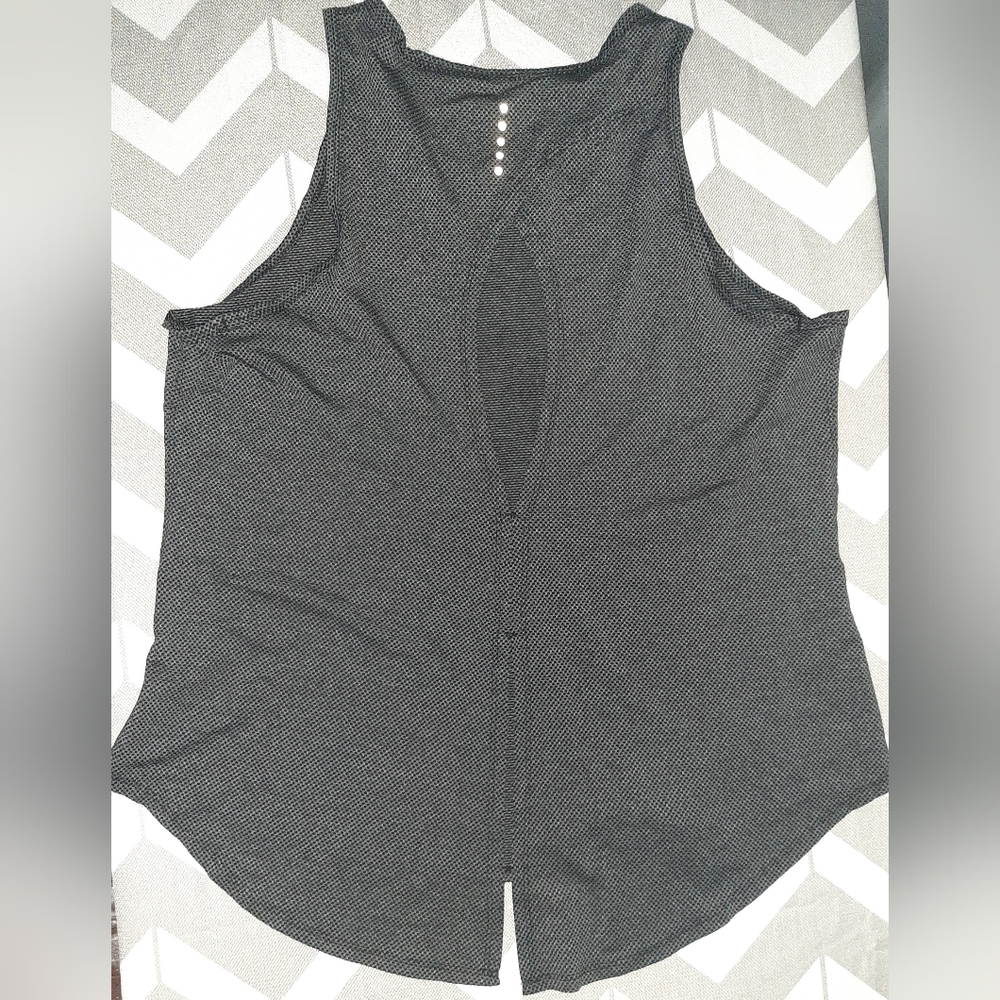 Set of Three Tank Tops in Black, Purple, and Black With Gray Size Large - Picture 2 of 7